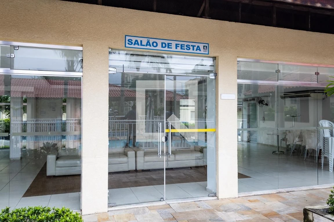 Apartamento com 2 quartos, 1 banheiro e varanda — photo 55