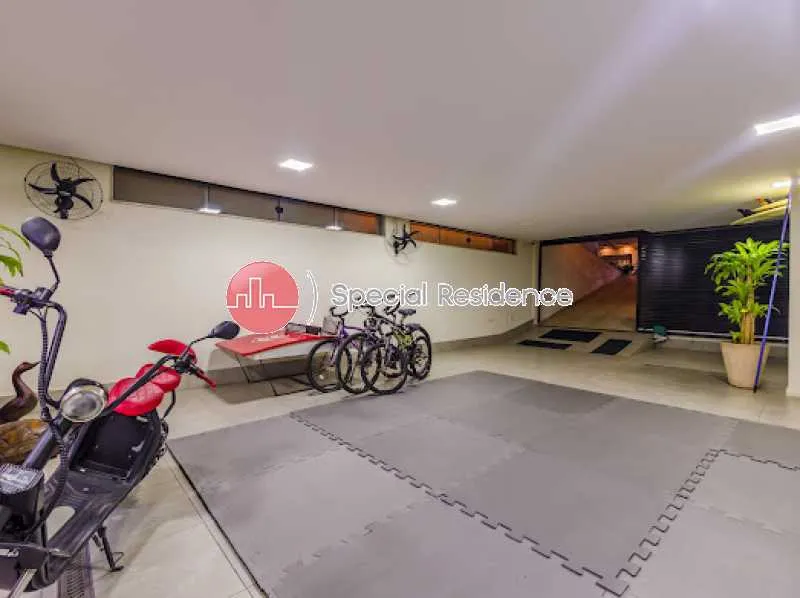 Furnished triplex house with 3 bedrooms and 5 bathrooms — photo 29