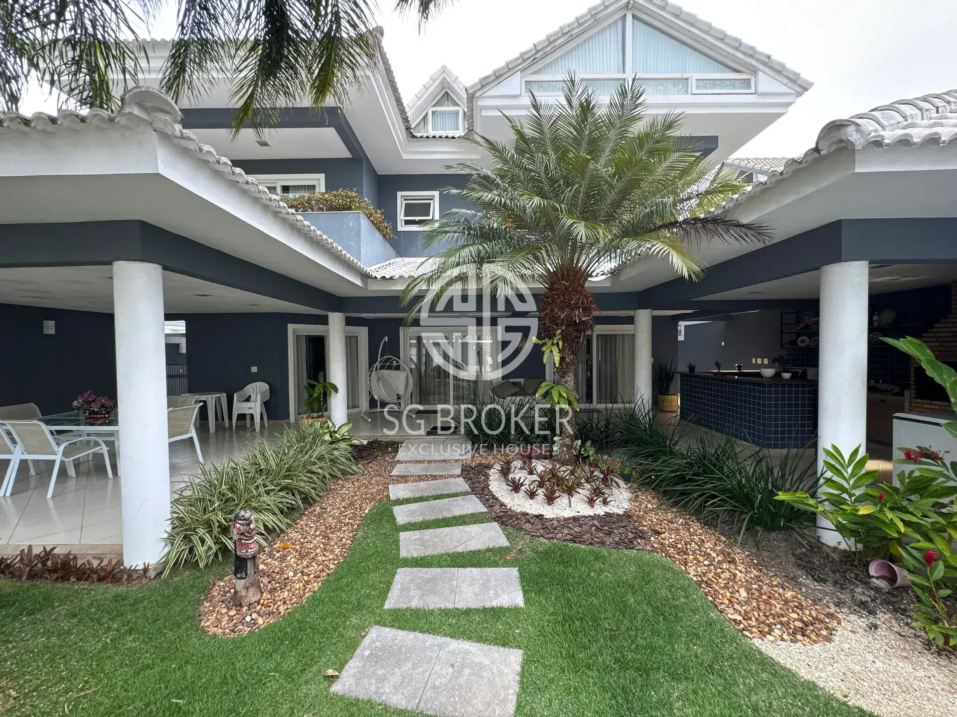 Casa para locação com 5 quartos e churrasqueira na varanda — photo 7
