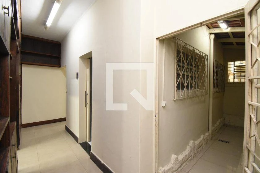 Casa com 5 quartos, 3 banheiros e cozinha separada — photo 45