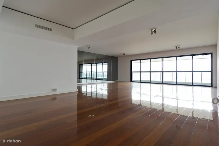 Unfurnished apartment with 4 bedrooms and 5 bathrooms — photo 5