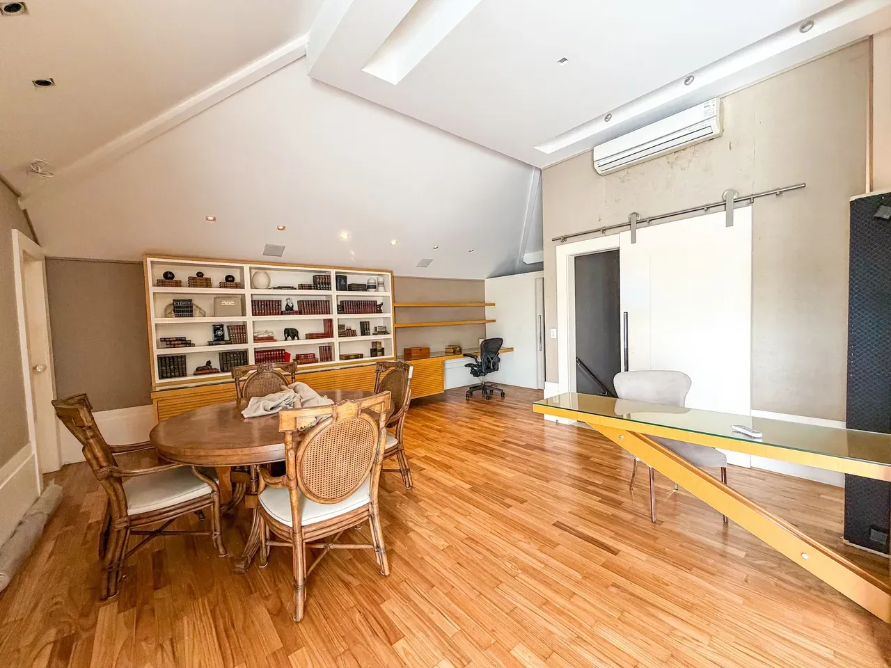 Casa con 5 dormitorios, 5 baños y 4 plazas de parking — photo 26