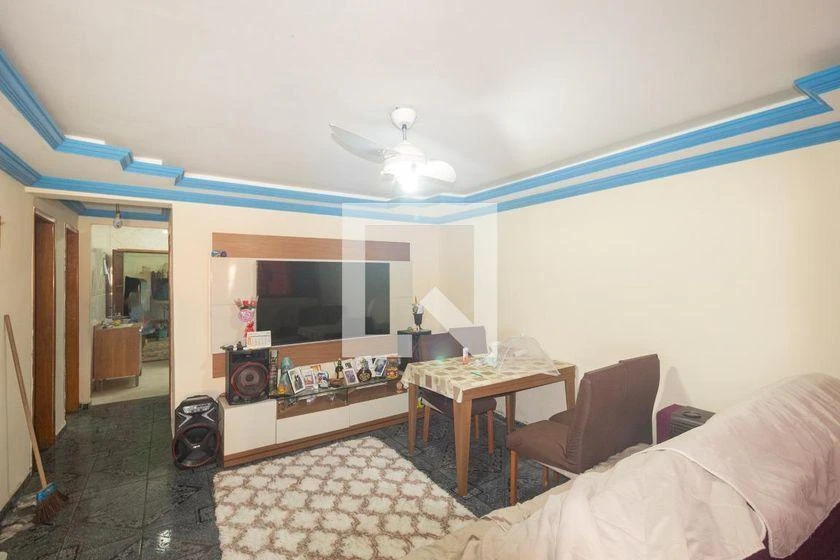 Casa mobiliada de 400 m² com cozinha a gás e varanda