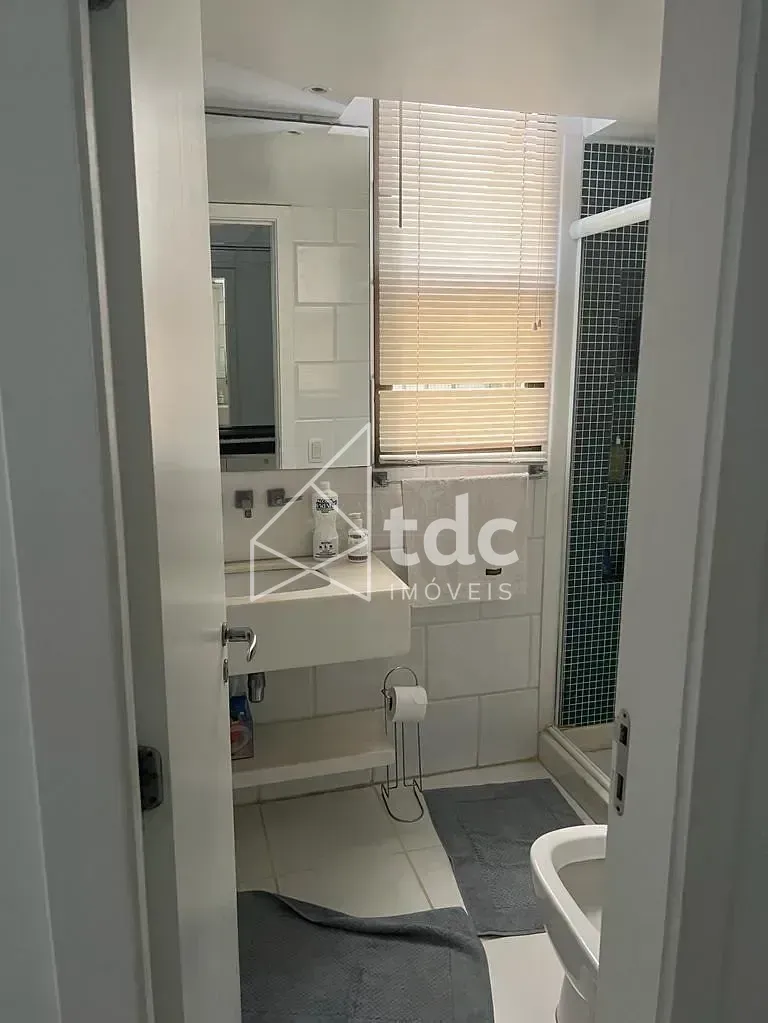 Furnished apartment with 2 en-suite bedrooms — photo 10