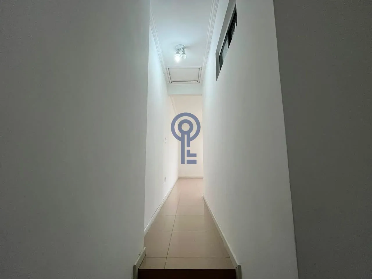 Furnished house, 200 m², with a walk-in closet — photo 28