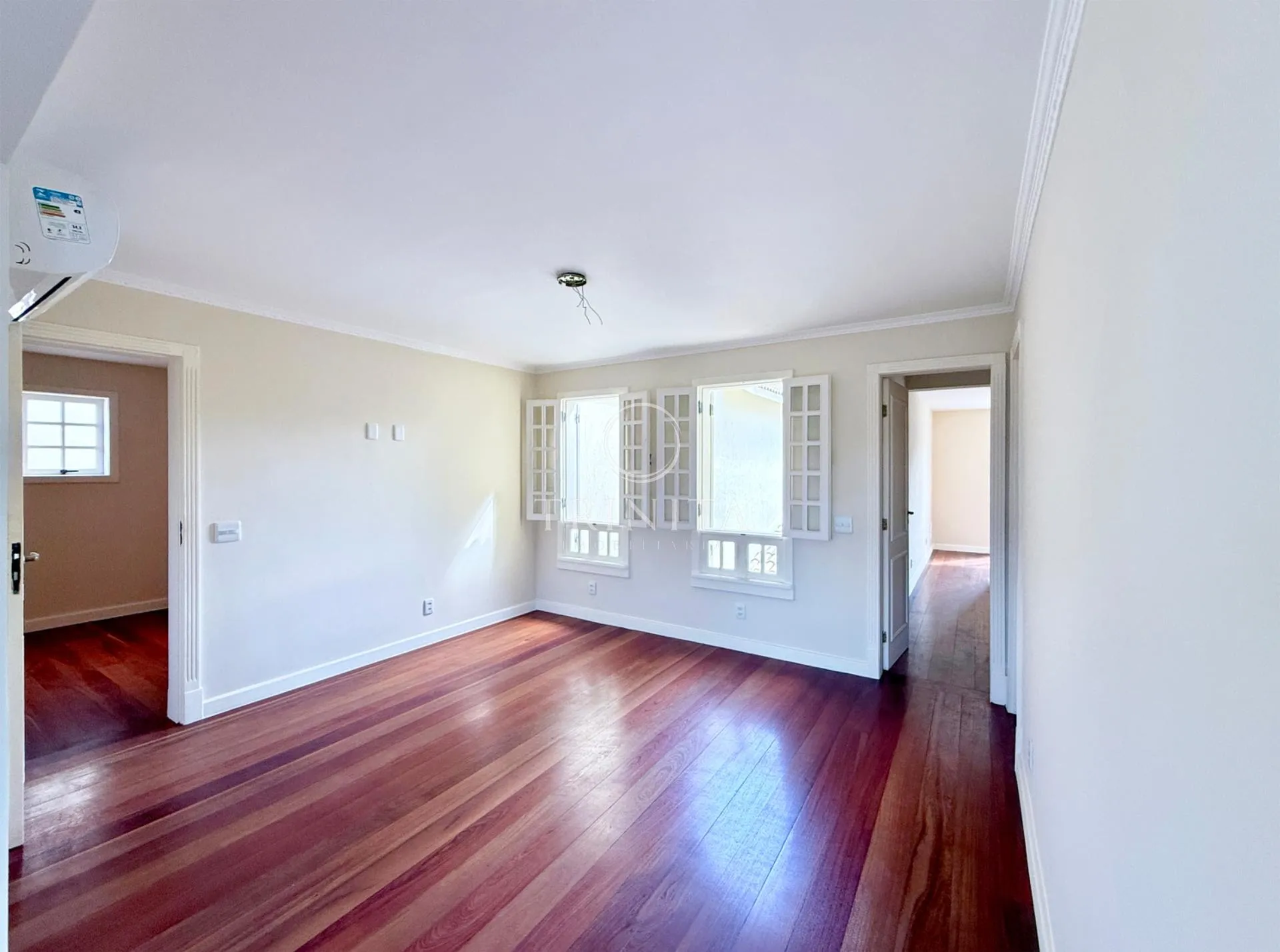 Casa mobiliada com 4 quartos e 6 banheiros 660 m² — photo 33