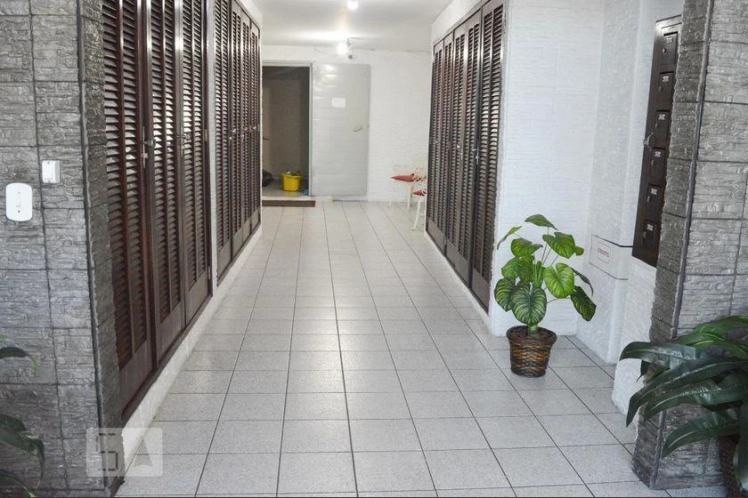 2-bedroom apartment with a closed kitchen and gas stove — photo 31