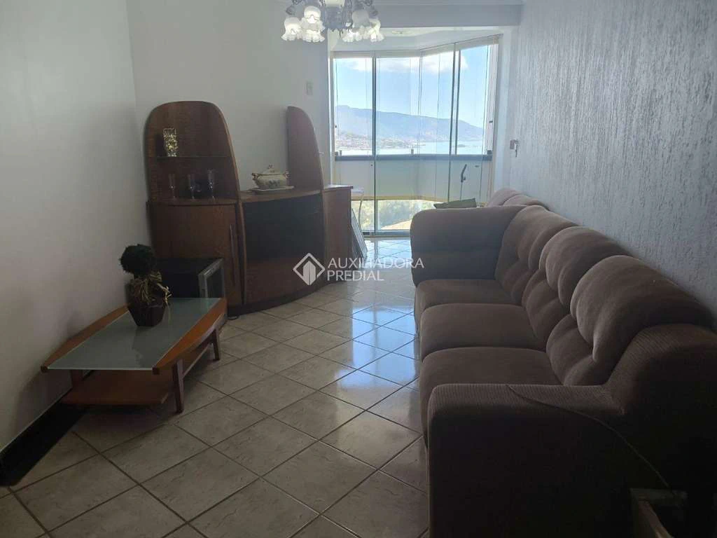 Furnished 228 m² apartment with 2 bedrooms and 4 parking — photo 5