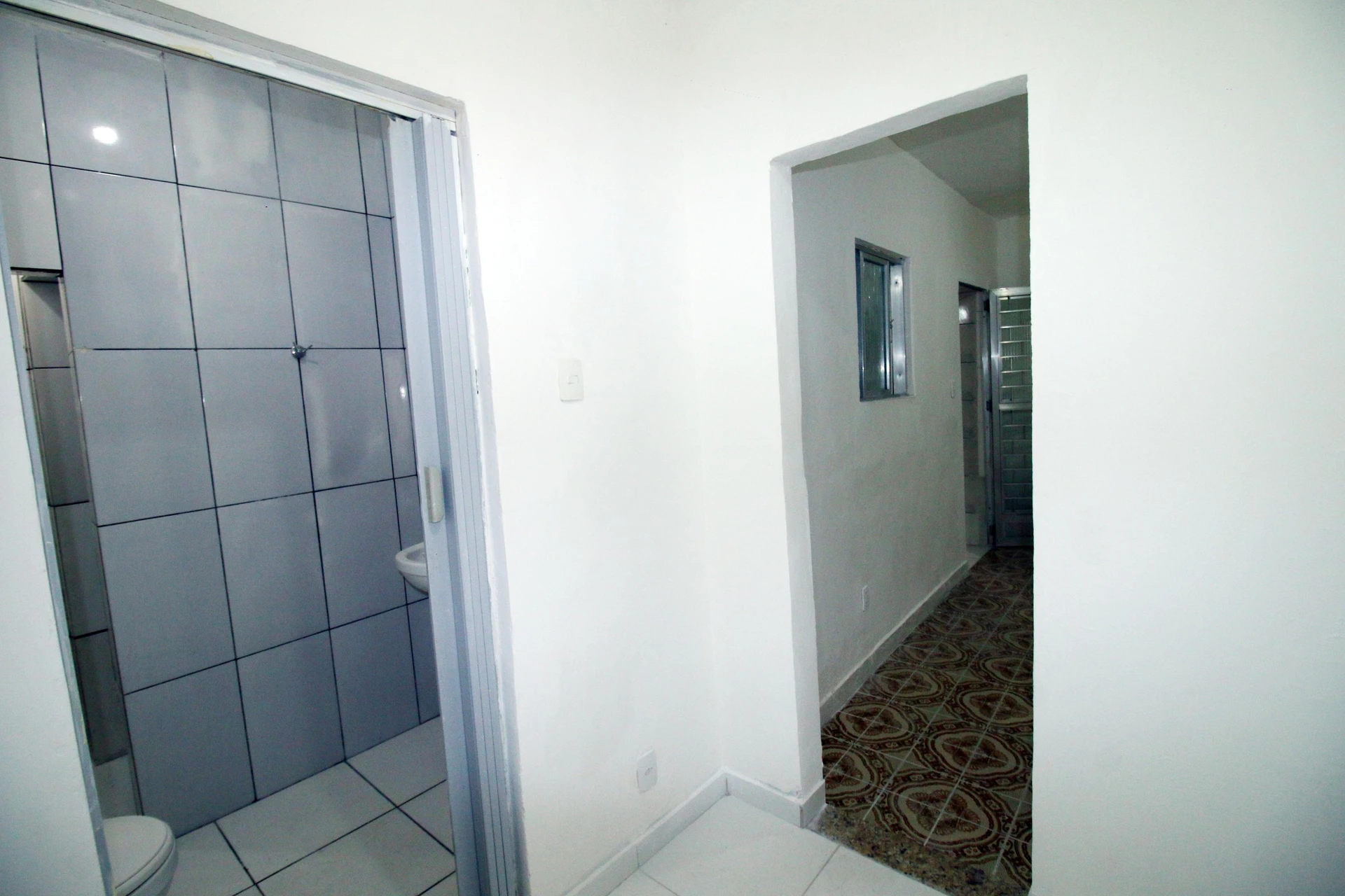 Casa sem mobília com 1 quarto e jardim privativo — photo 12