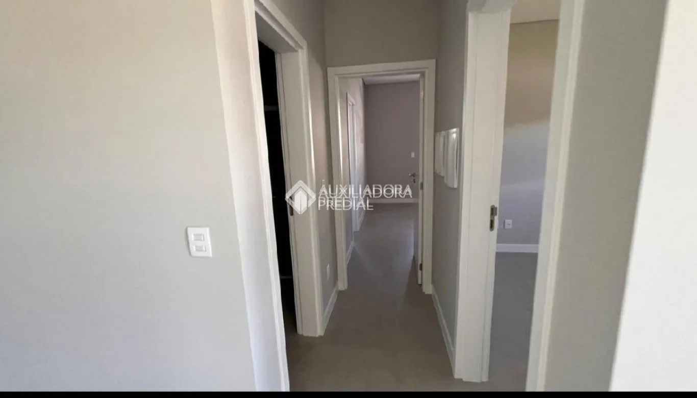 Unfurnished 2-bedroom apartment with 2 bathrooms — photo 6