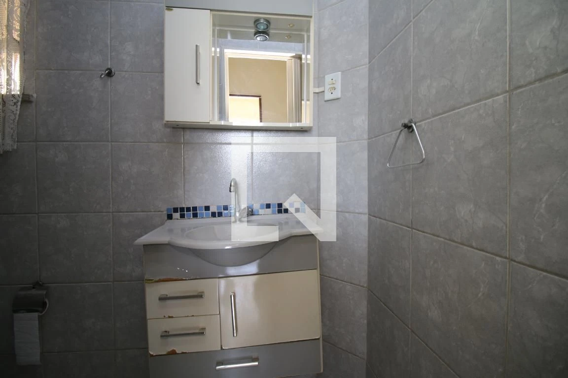 Apartamento para alugar com 2 quartos e 1 banheiro, sem vaga — photo 5
