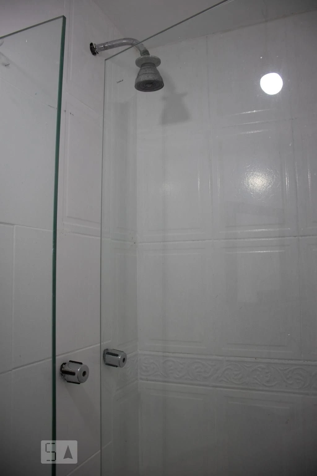 Furnished 2-bedroom apartment with enclosed glass balcony — photo 14
