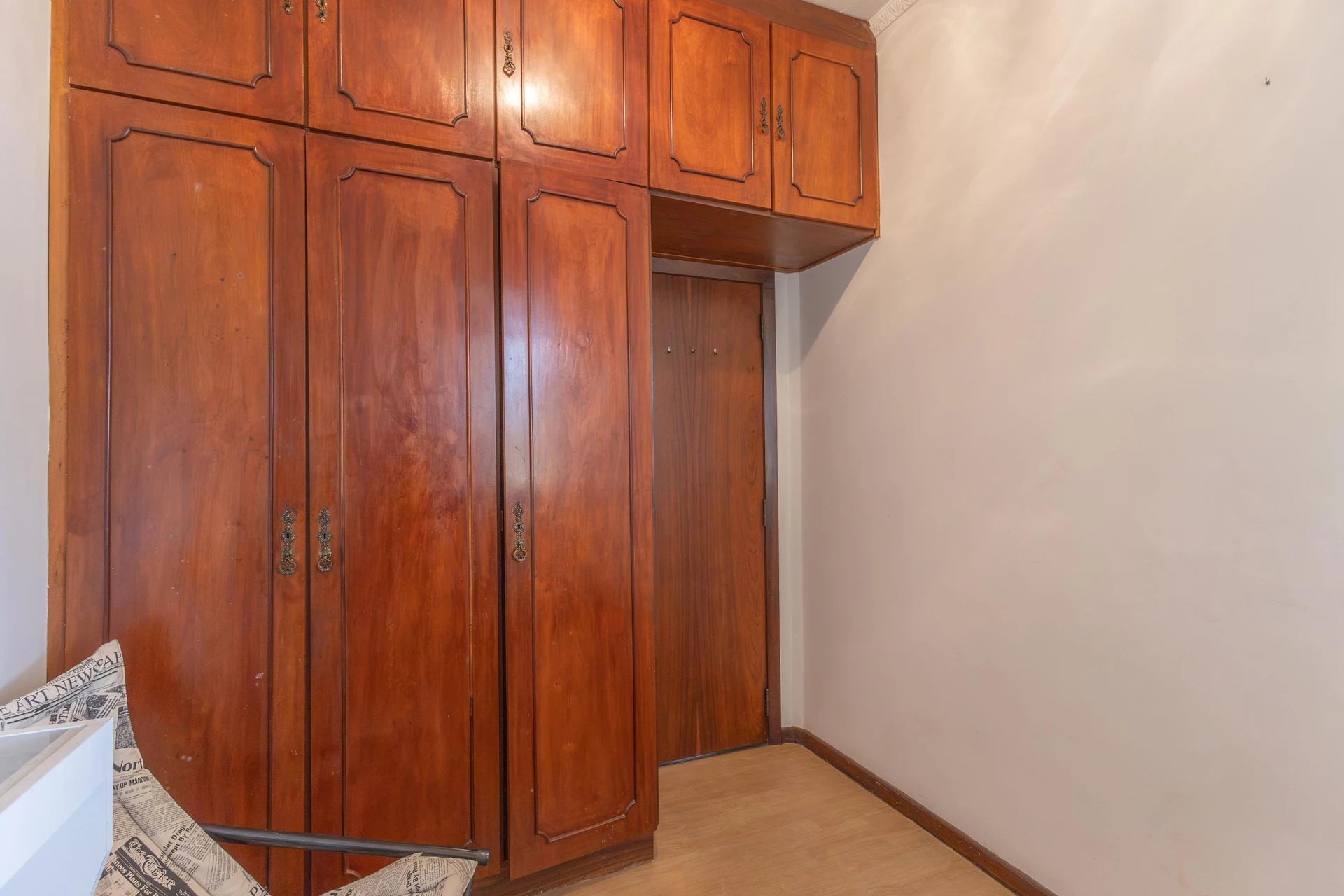 Furnished apartment with 3 bedrooms and 1 en-suite — photo 4