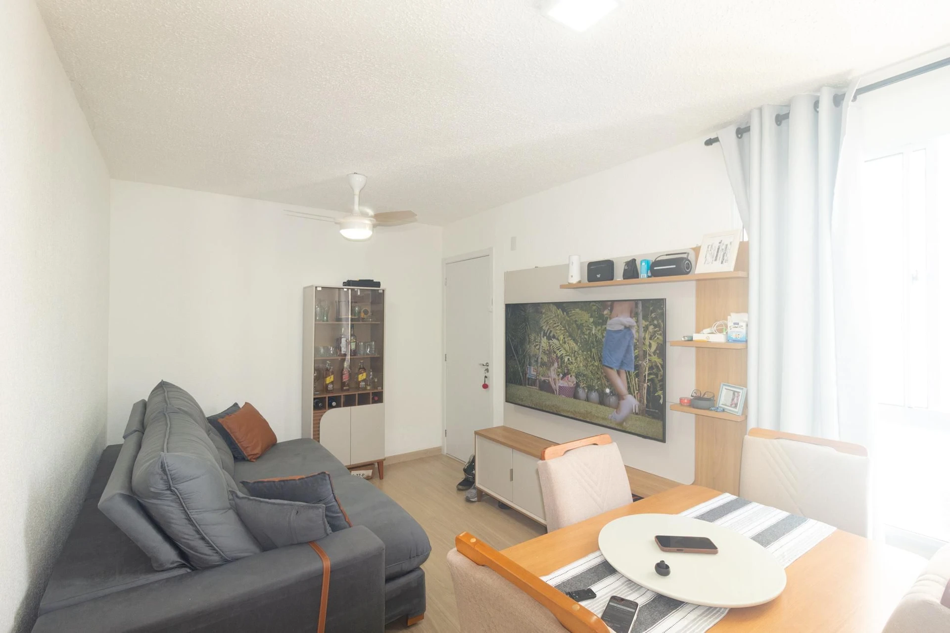 2-bedroom apartment with a washing machine — photo 24
