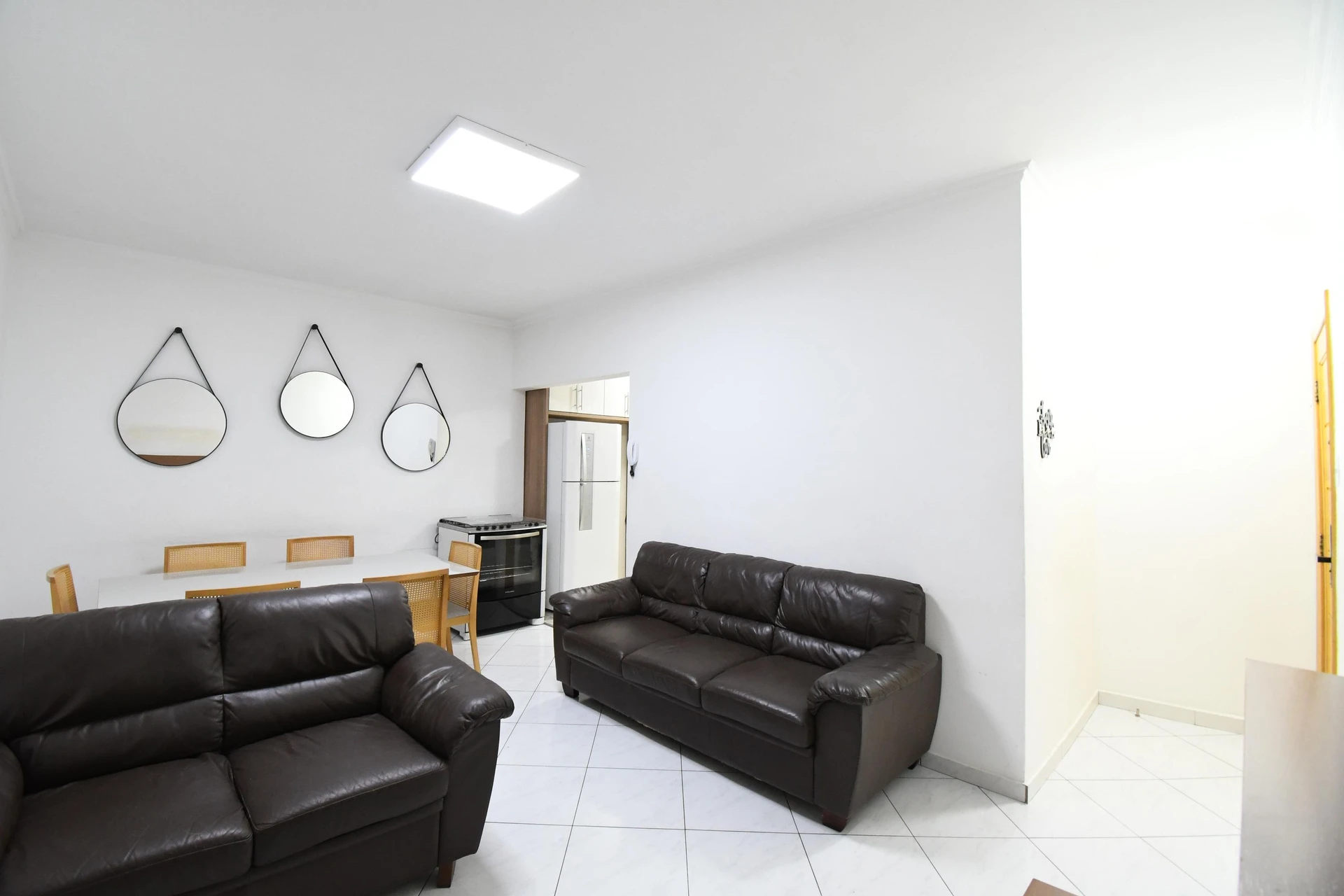 Furnished apartment, 68 m², with a washing machine — photo 11
