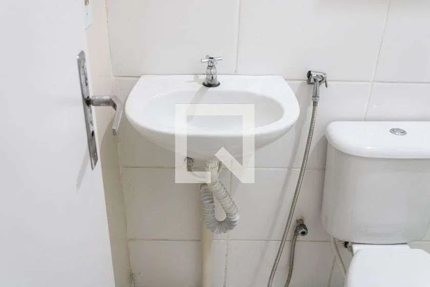 Apartamento de 2 quartos com cozinha separada e 50 m² — photo 10