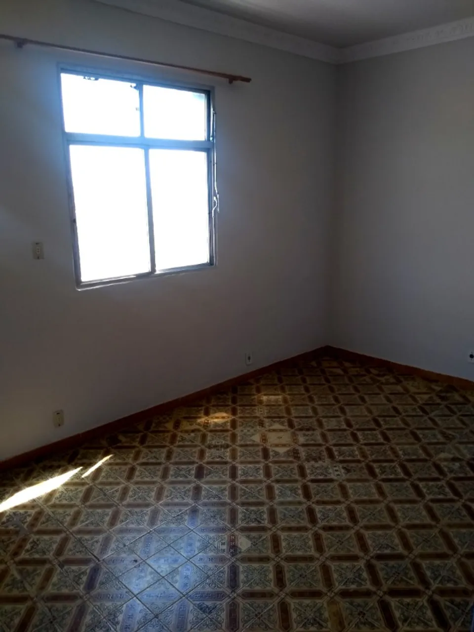 2-bedroom apartment with a mountain view — photo 13