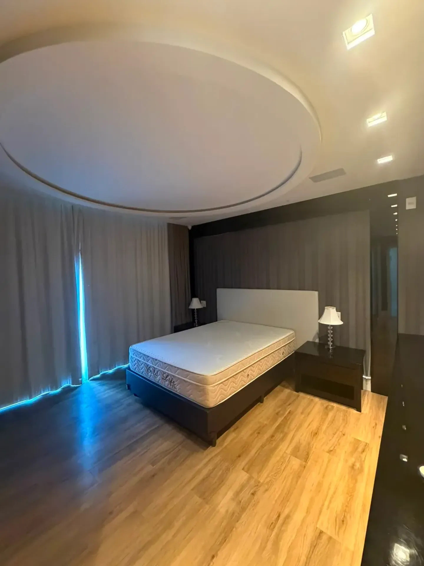 Furnished house with 5 bedrooms and 5 bathrooms, 700 m² — photo 19
