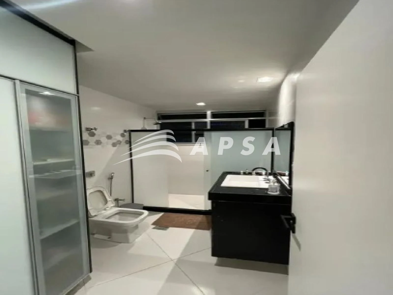 Apartamento mobiliado de 120 m² com 3 quartos e 3 banheiros — photo 7