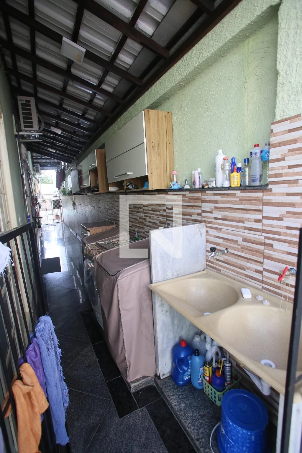 5-bedroom house with a bathtub in Rio de Janeiro — photo 30