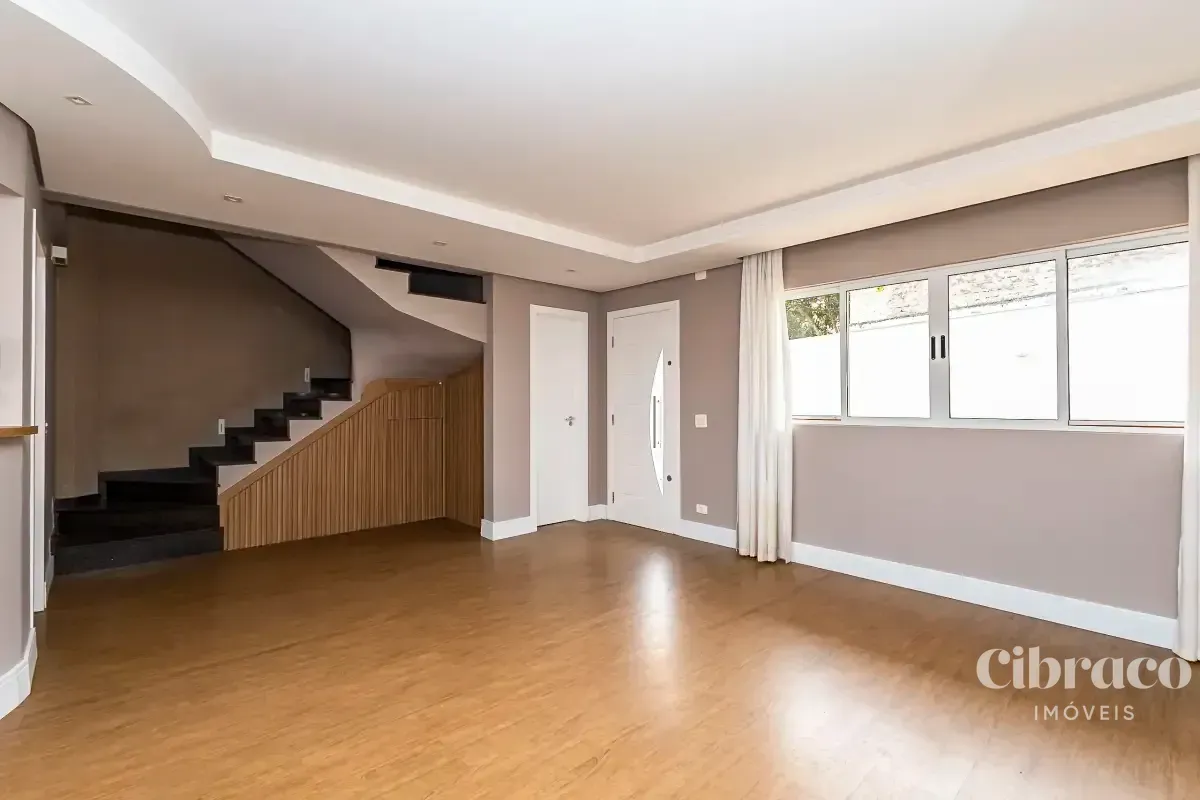 House with 3 bedrooms and a gas-stove open-plan kitchen — photo 6