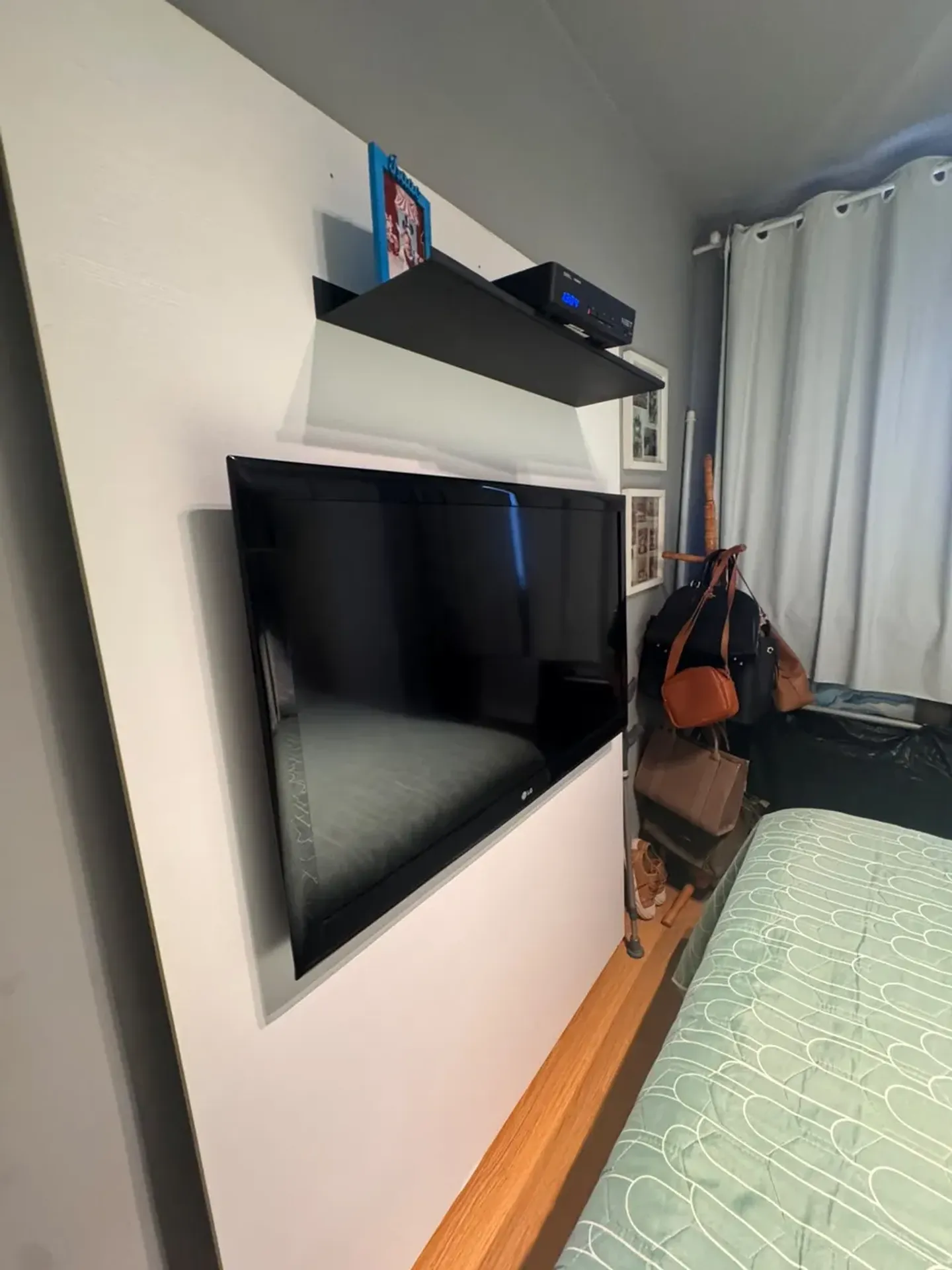 2-bedroom apartment with a washing machine — photo 10