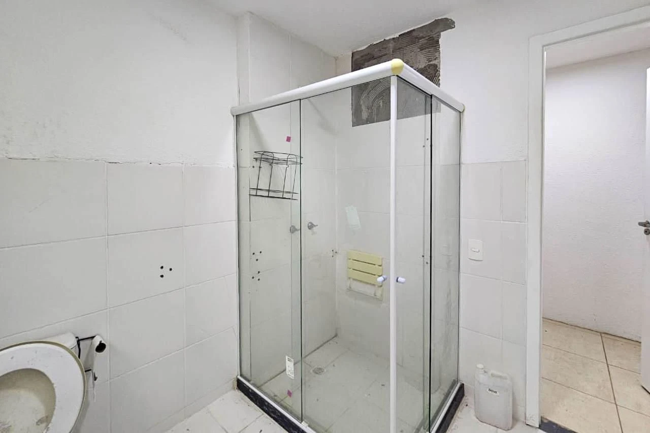 Apartamento de 2 quartos em condomínio com academia — photo 28