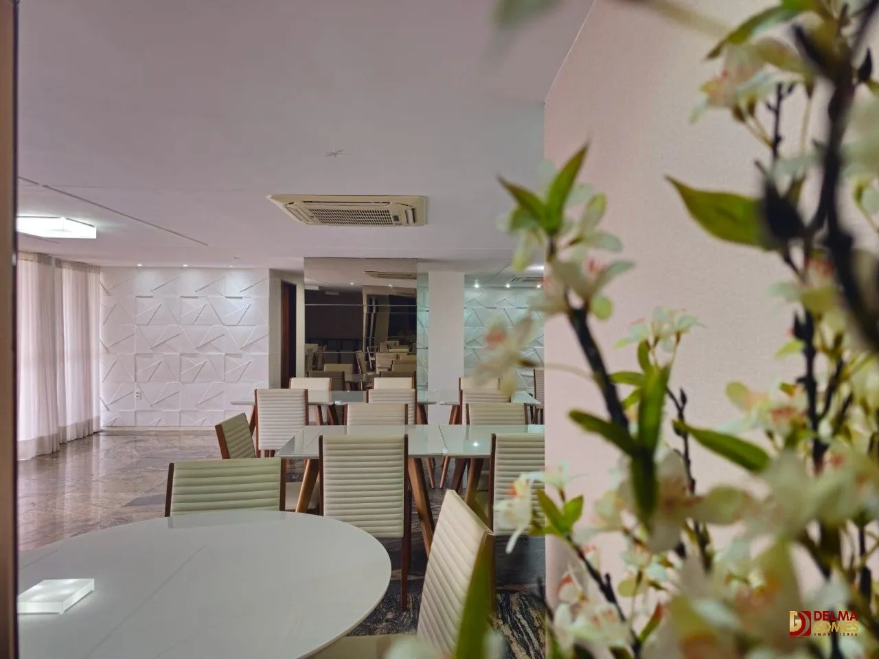 3-bedroom apartment, 1 with its own bathroom, 128 m² — photo 23