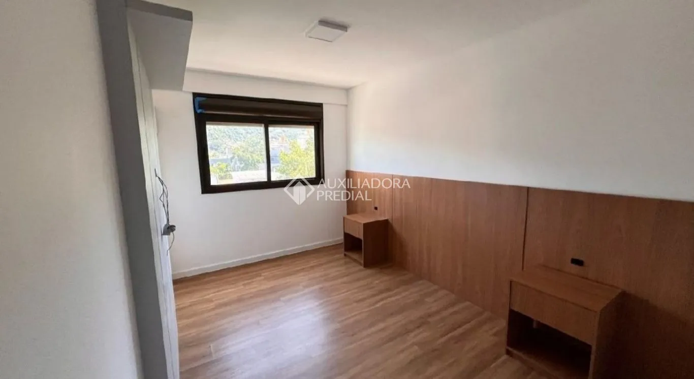 70 m² apartment with 2 bedrooms and 1 parking spot — photo 9