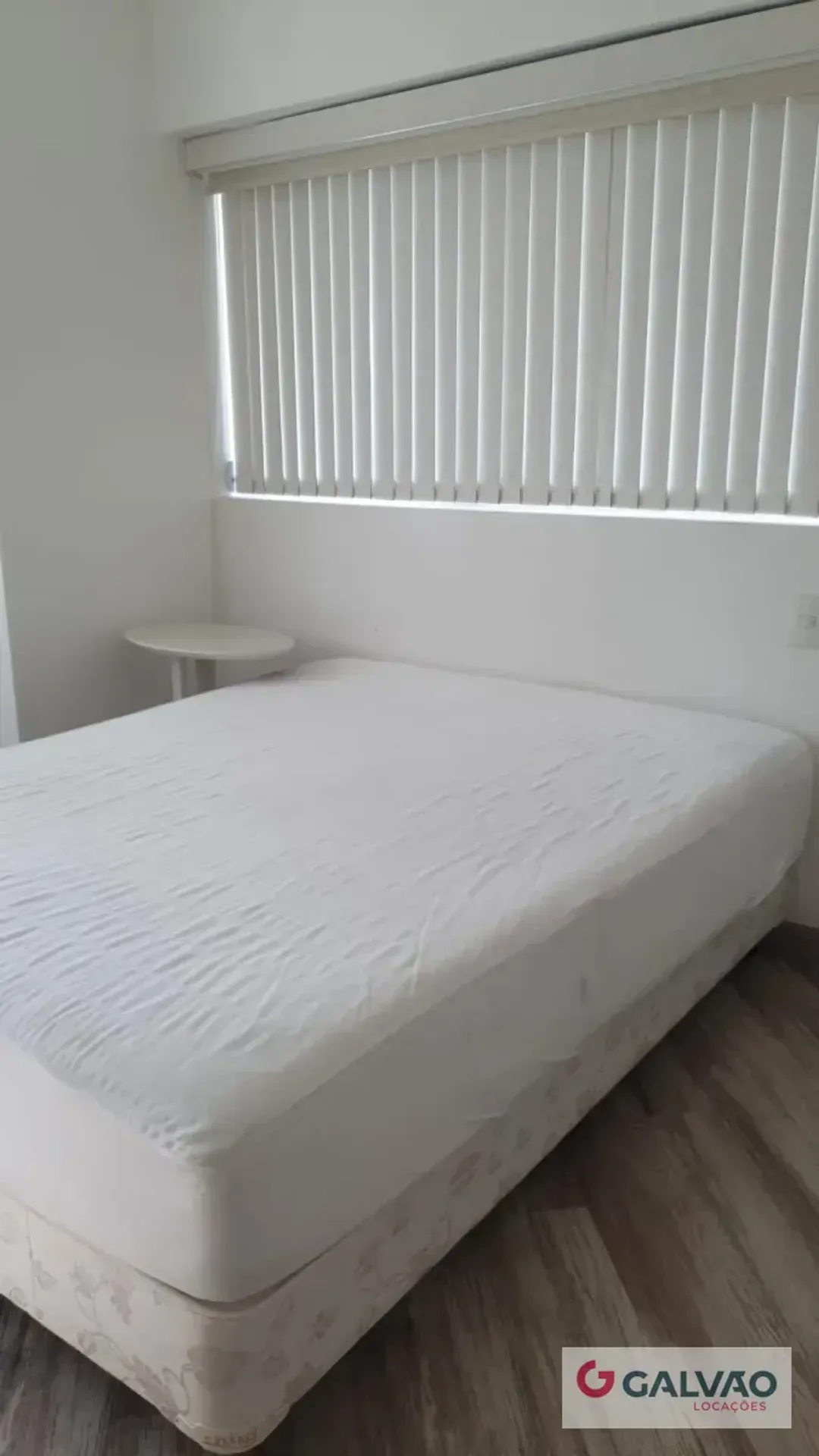 Furnished apartment with 2 bedrooms and 1 parking spot — photo 21