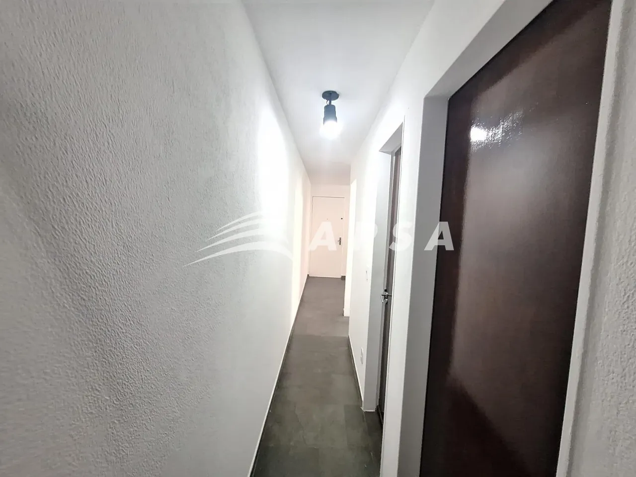 Apartamento de 2 quartos com box de vidro no banheiro — photo 11