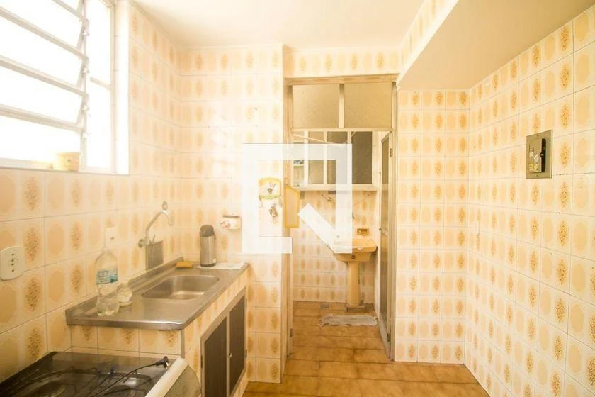 2-bedroom apartment in a building with a pool — photo 10