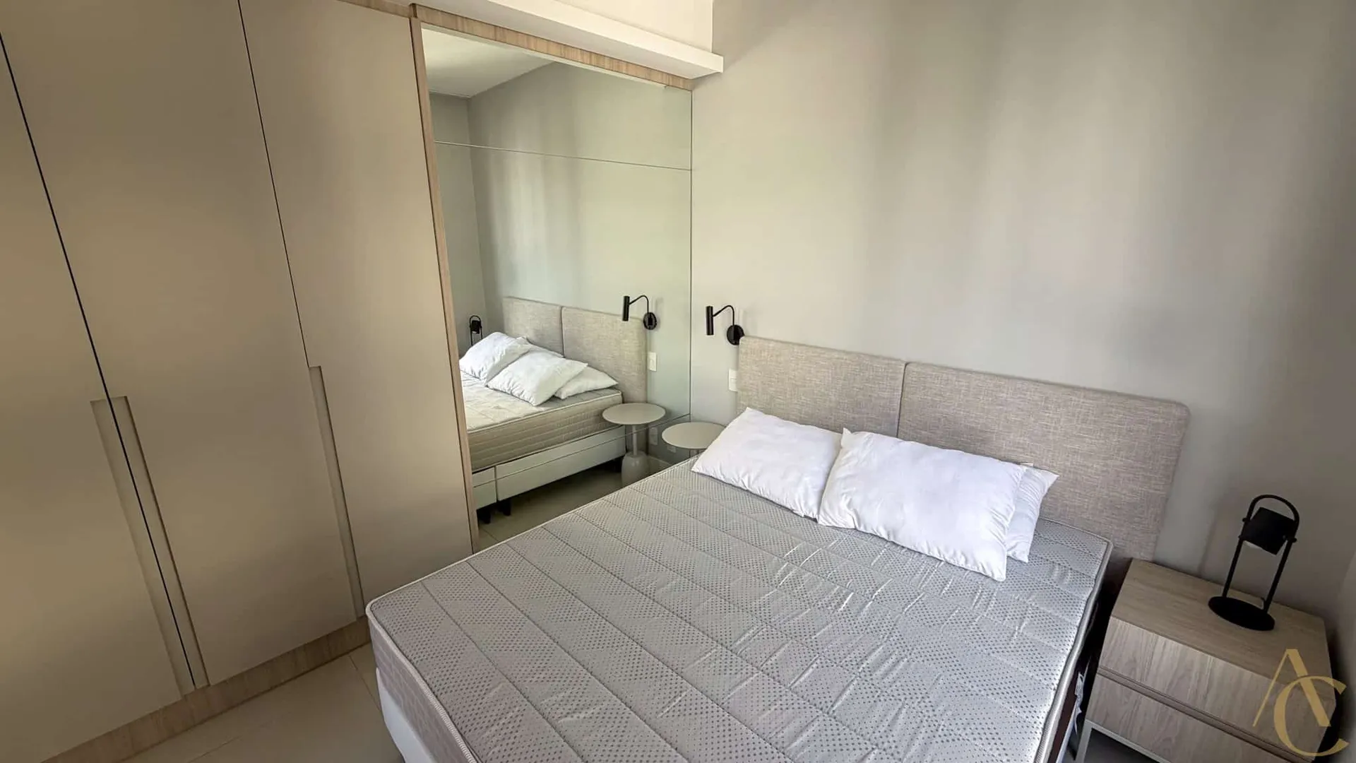 Studio mobiliado com cozinha americana e 1 vaga coberta — photo 18
