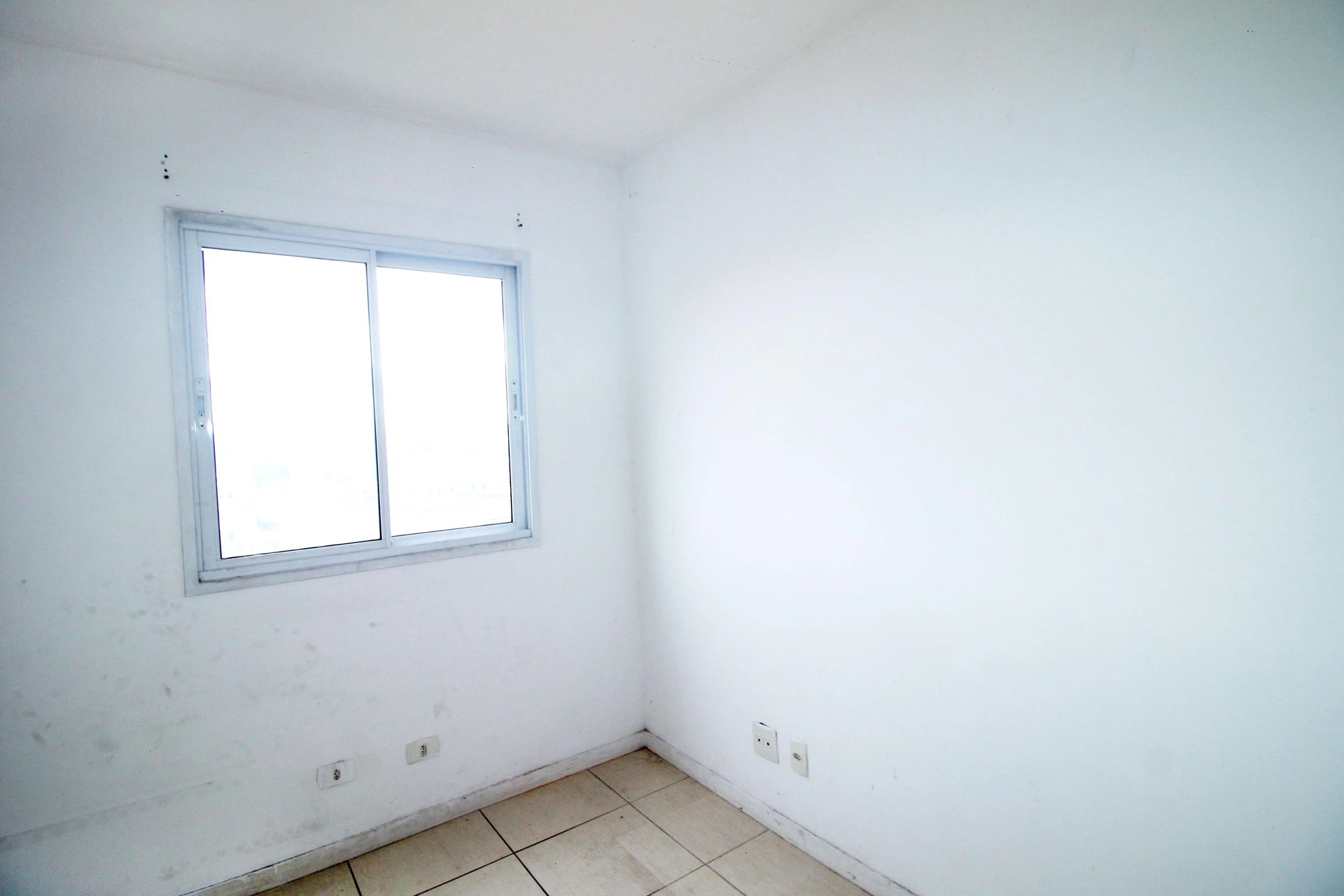 Rental apartment with 2 bedrooms and a balcony — photo 9