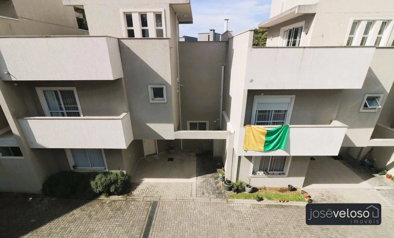 Townhouse with 3 bedrooms, 140 m² and 2 parking spots