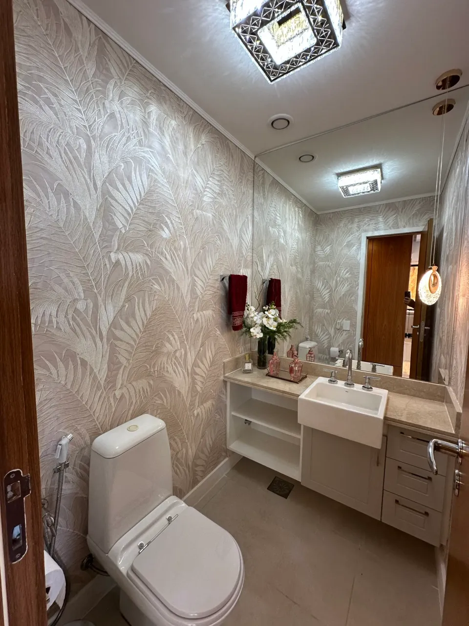 Duplex apartment with 600 m², 4 bedrooms and 4 parking — photo 4