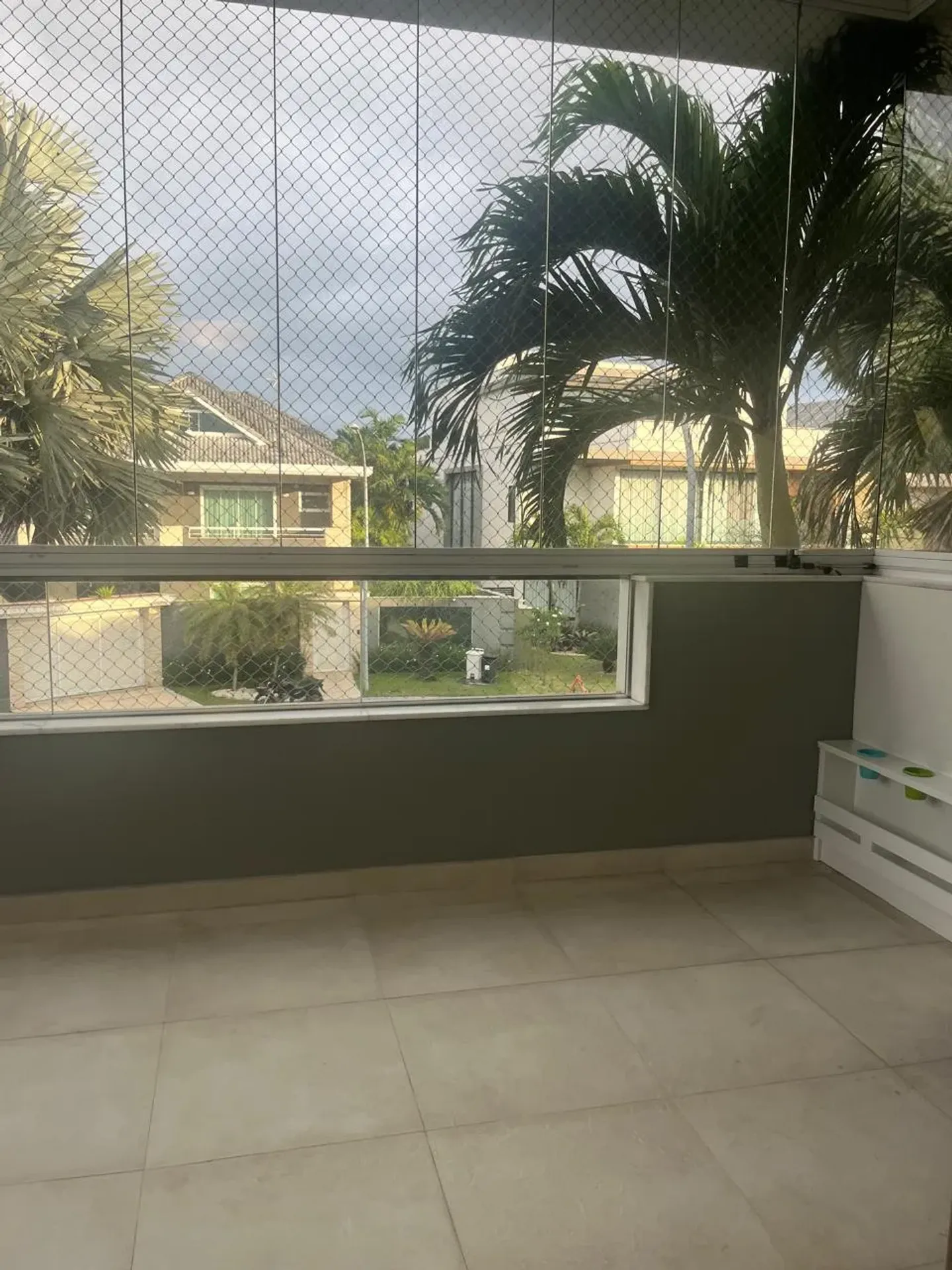 Furnished house with 5 en-suite bedrooms and 630 m² — photo 97