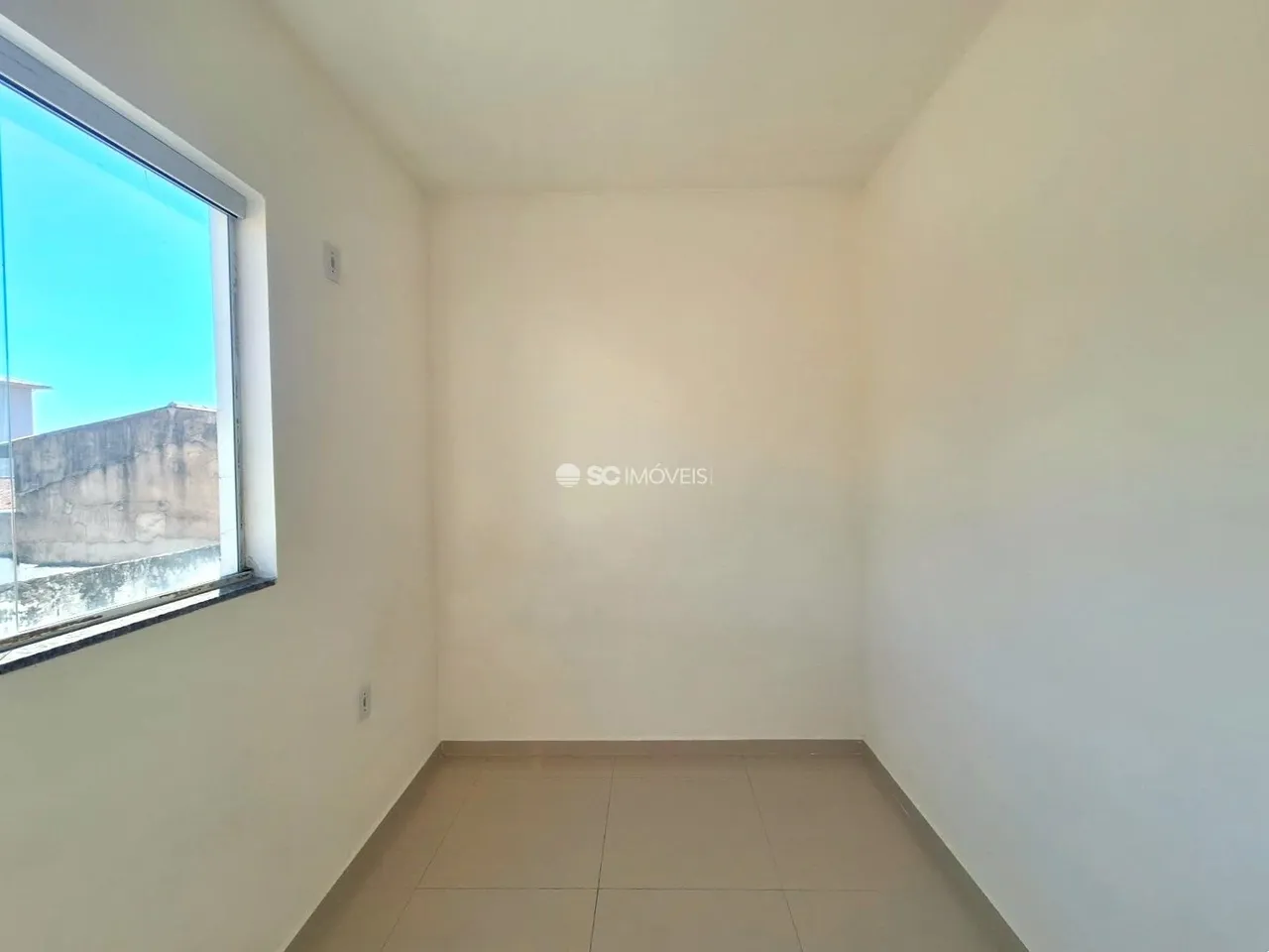 Apartment with 3 bedrooms and 2 bathrooms — photo 3
