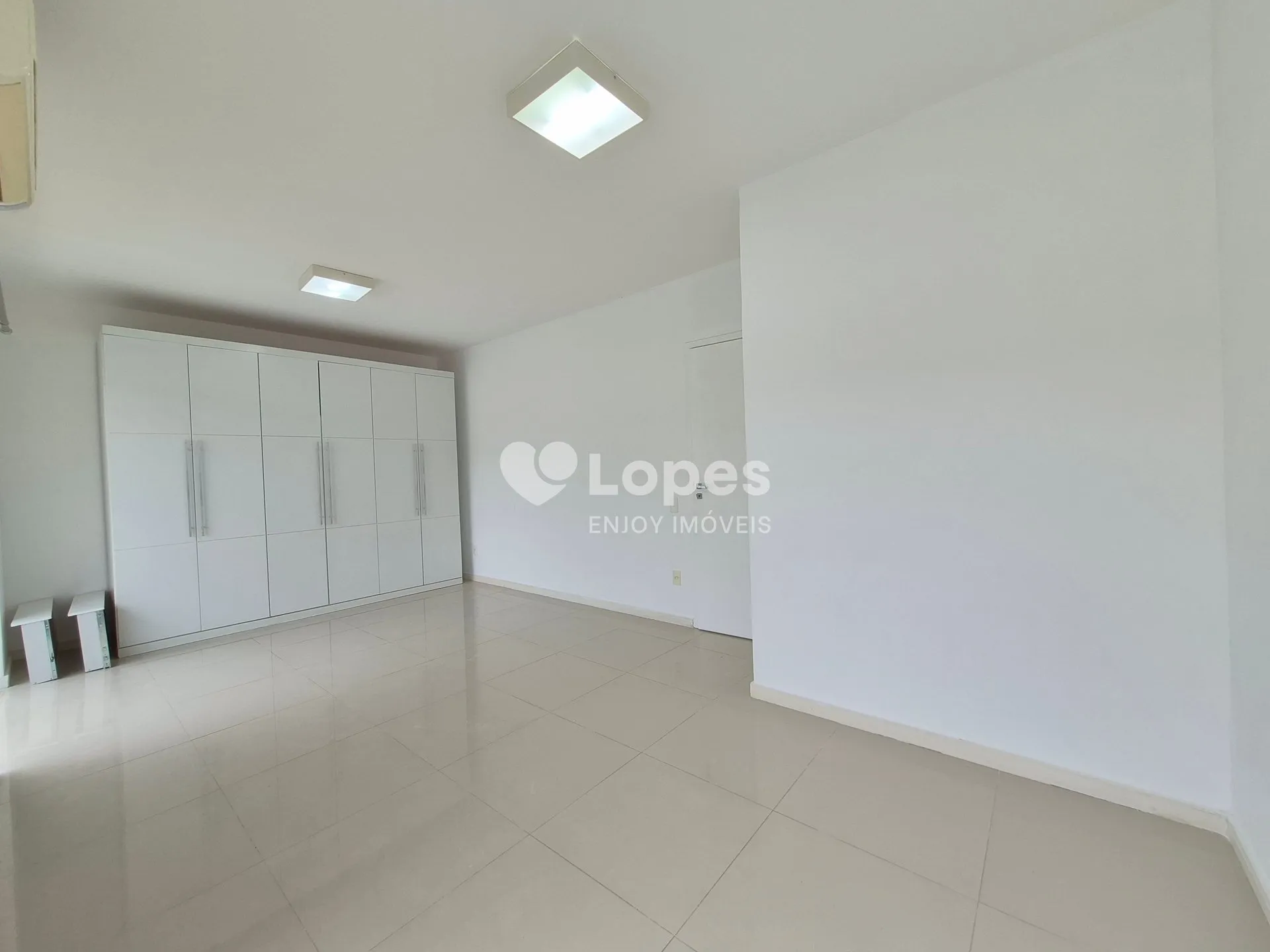 Будинок 247 м² з балконом із грилем та власним барбекю — photo 25