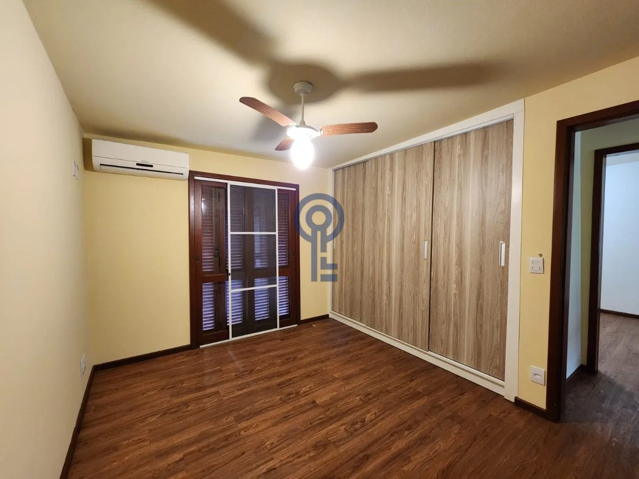 Condo house with 4 bedrooms and a private garden — photo 64