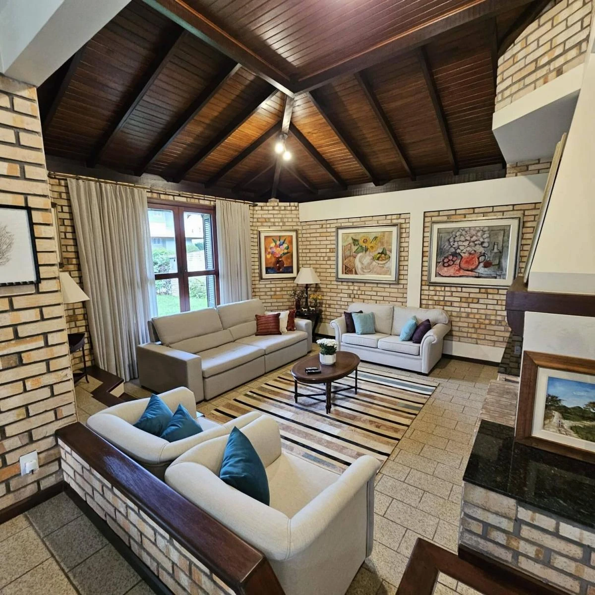 Стиральная машина и 4 спальни: дом 280 м² — photo 50