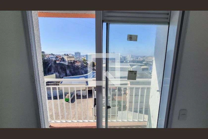 2-bedroom 38 m² apartment to rent with 1 bathroom