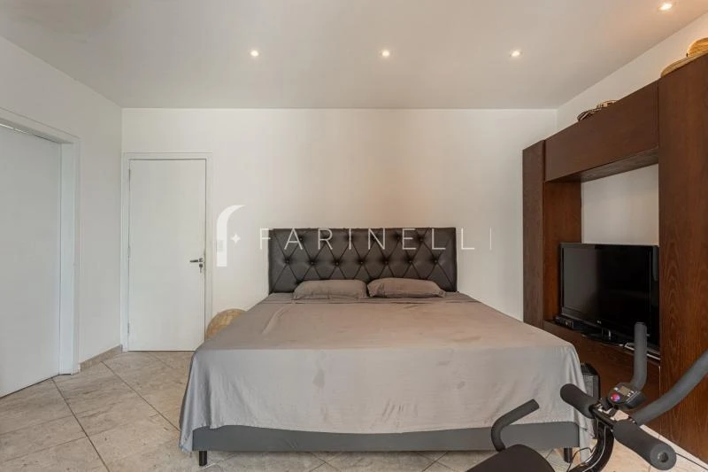 Furnished 250 m² apartment with 2 en-suite bedrooms — photo 7