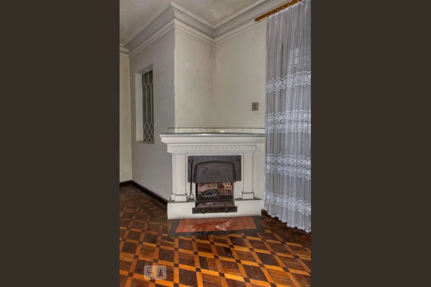 Casa sem mobília com 5 quartos, 1 suíte e jardim — photo 12