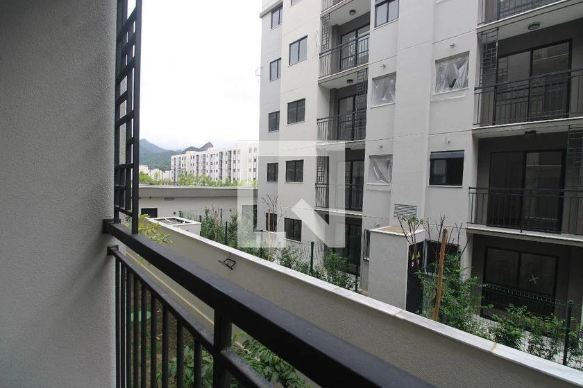 2-bedroom apartment in a building with a gym — photo 5