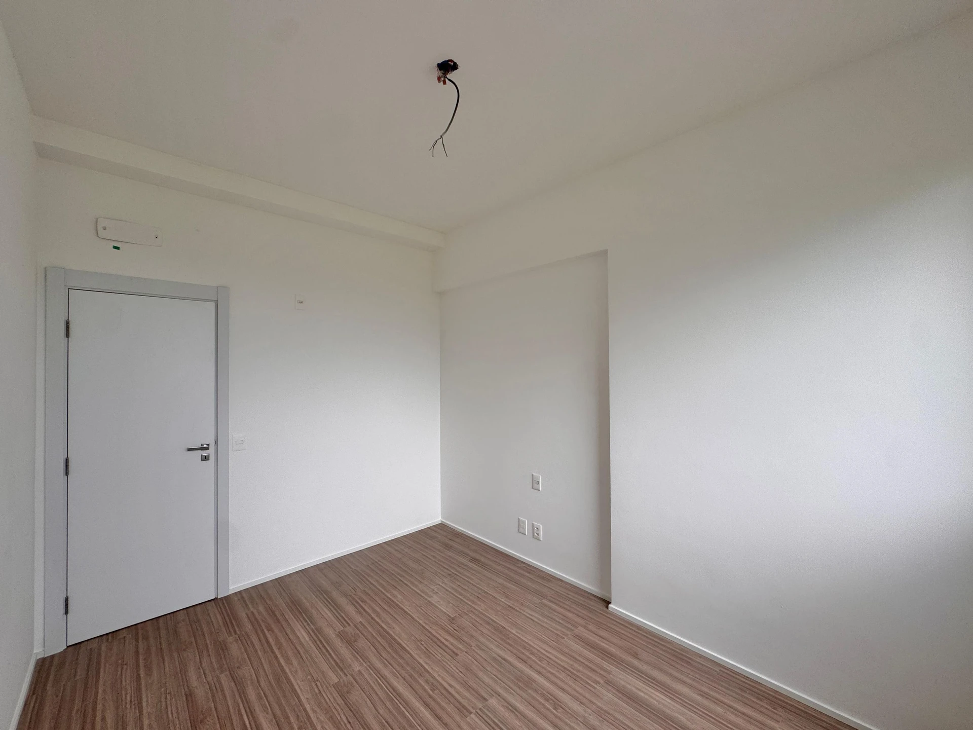 3-bedroom apartment with a home office — photo 40