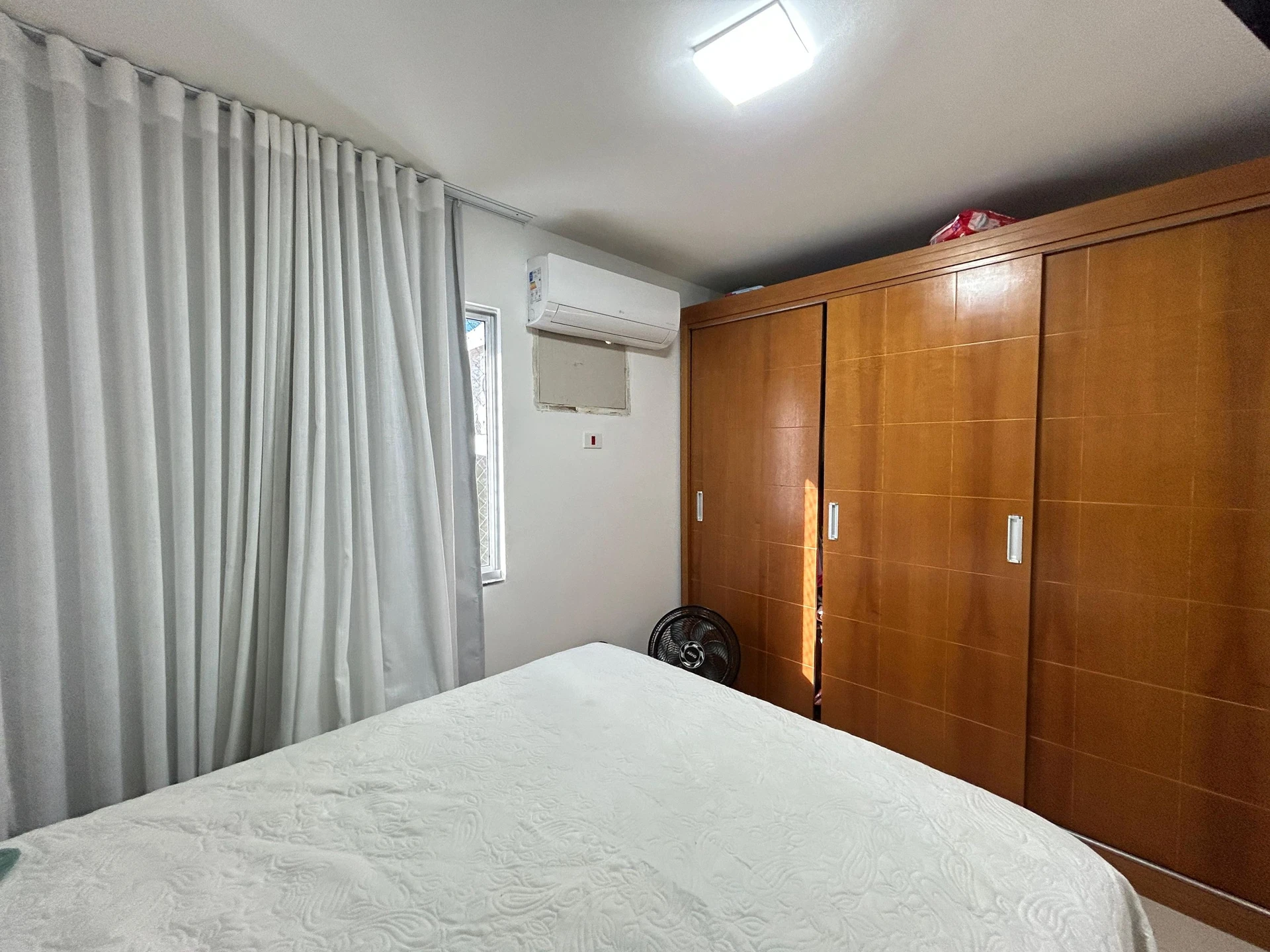 2-bedroom apartment with a mountain view in Rio de Janeiro — photo 28