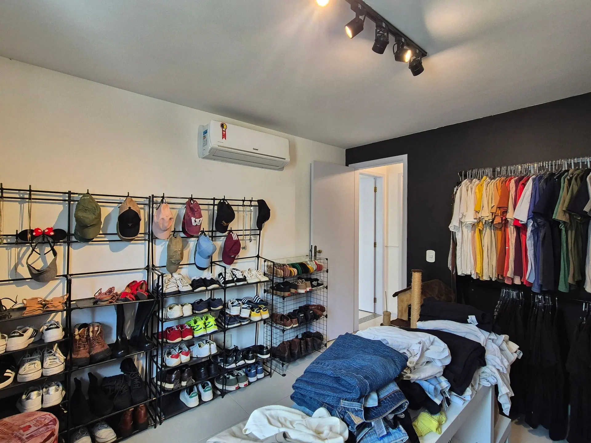 Apartamento mobiliado, 200 m², com varanda envidraçada — photo 45