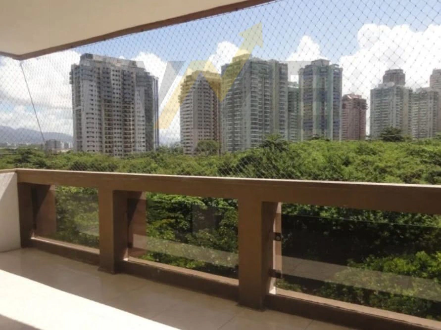 3-bedroom apartment in a building with a sauna — photo 12