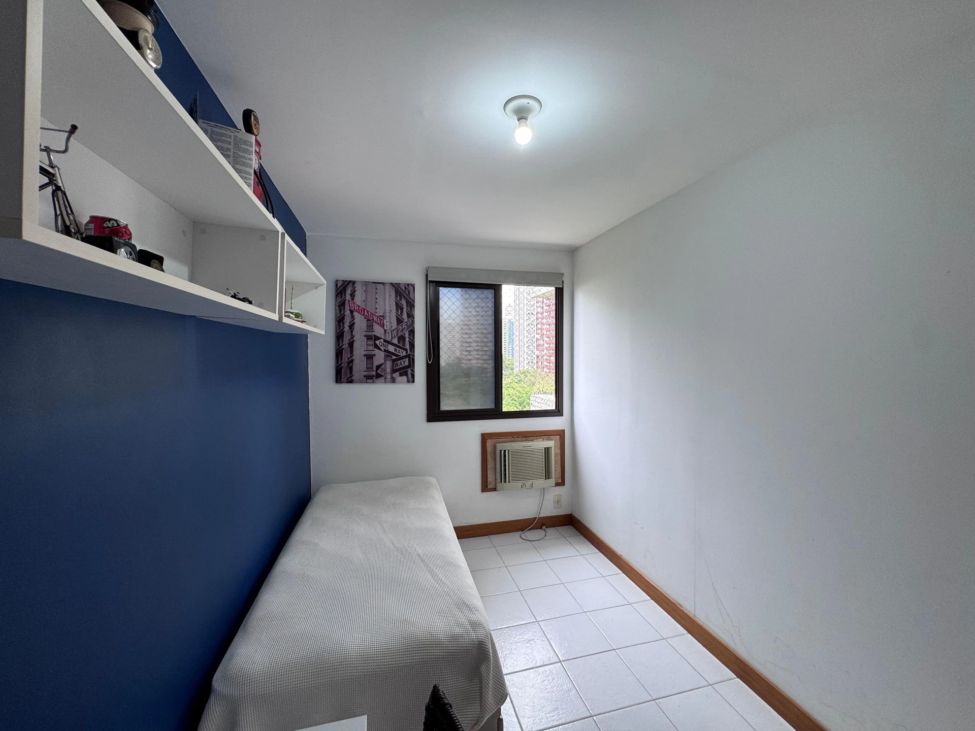 Furnished 2-bedroom apartment with 1 suite — photo 19